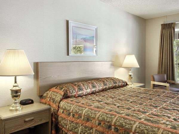 Dunsmuir Inn & Suites Dunsmuir