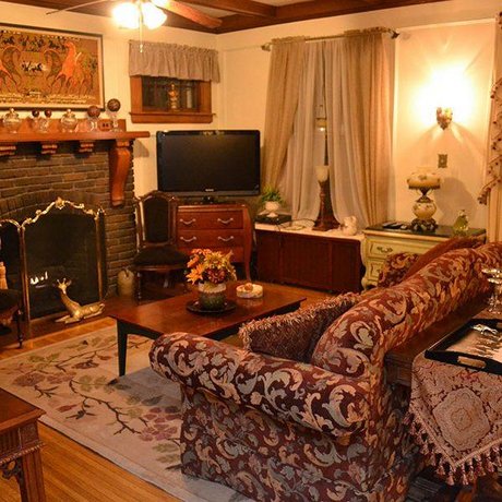 Butler House Bed and Breakfast