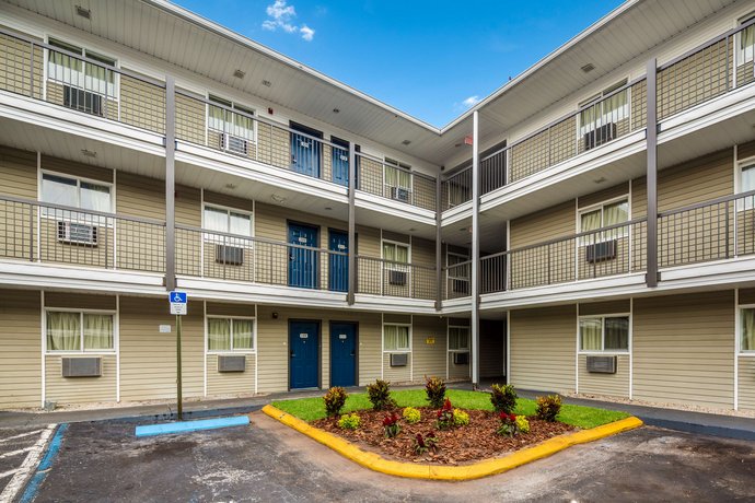 Motel 6 Jacksonville FL - South