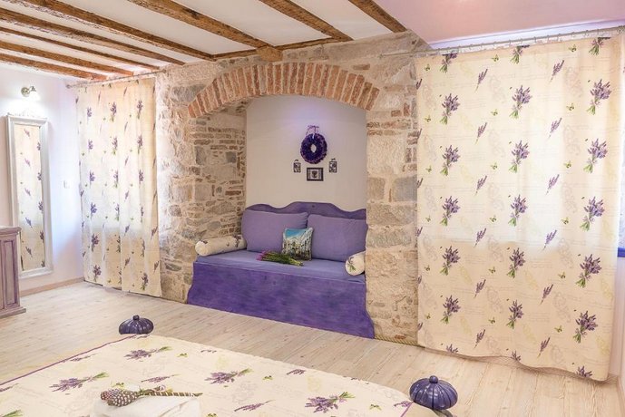 Boutique Cardea