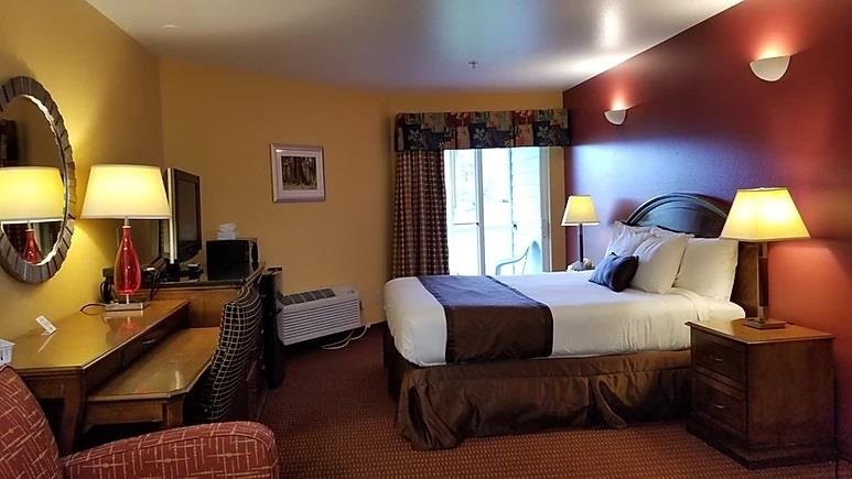 Dew Drop Inn Forks