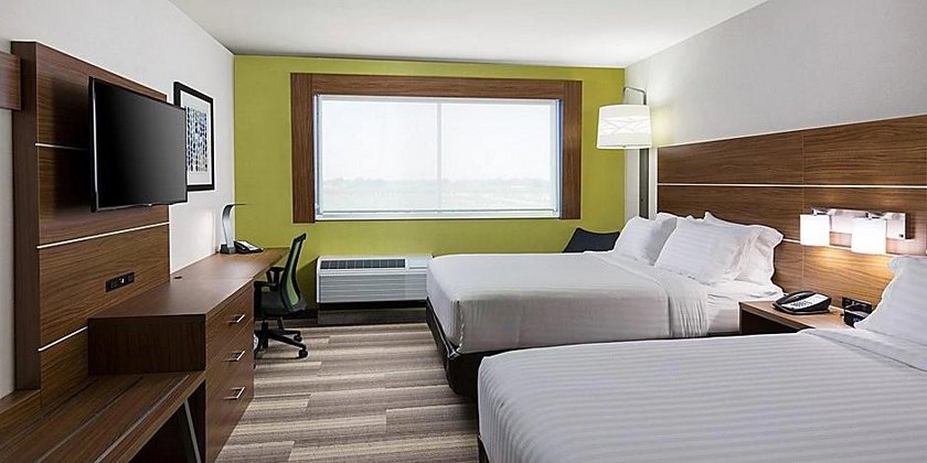 Holiday Inn Express - Visalia