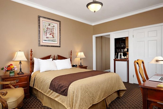 Spokane Club Inn