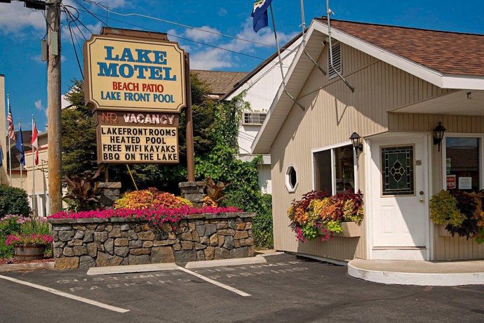 Lake Motel