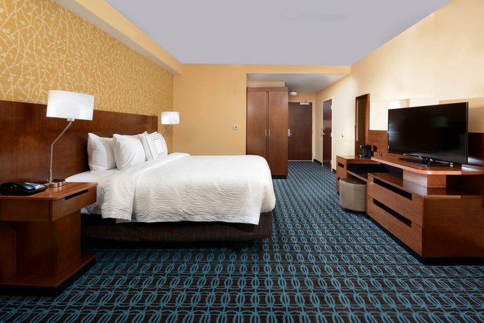 Fairfield Inn & Suites by Marriott Raleigh Capital Blvd /I-540