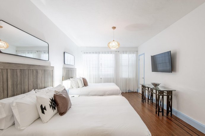 Villa Paradiso Miami Beach