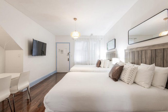 Villa Paradiso Miami Beach