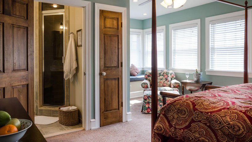 Carisbrooke Inn Bed & Breakfast