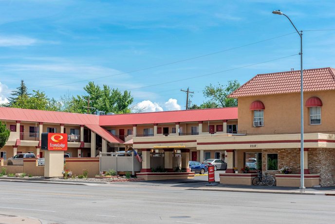 Econo Lodge Inn & Suites Durango