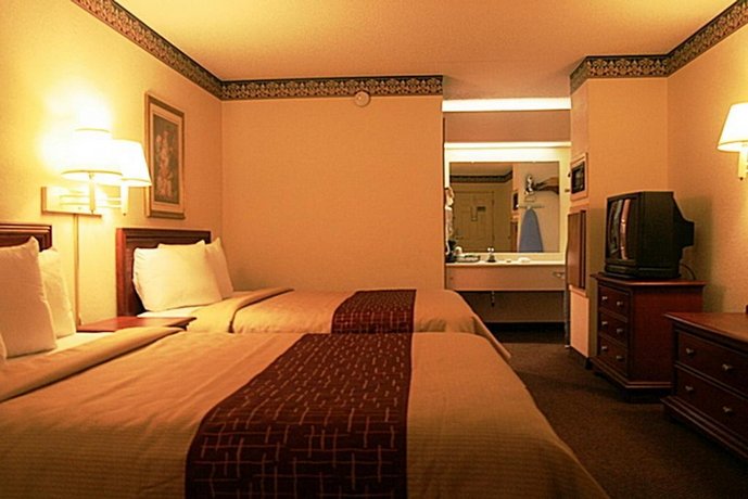 Regency Inn & Suites Macon