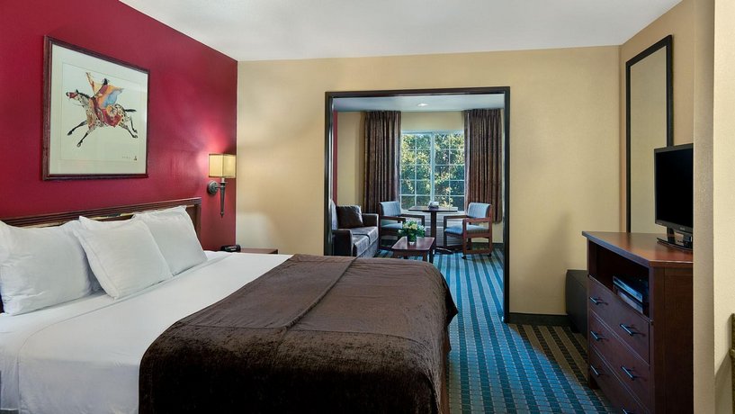 Oxford Suites Pendleton