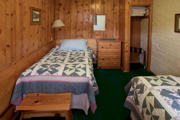 Lake Front Cabins