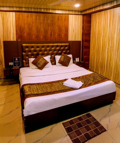 Airport Hotel Runway Stay
