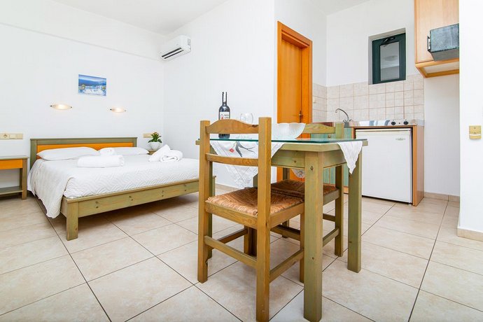 Dionysos Apartments Stalis