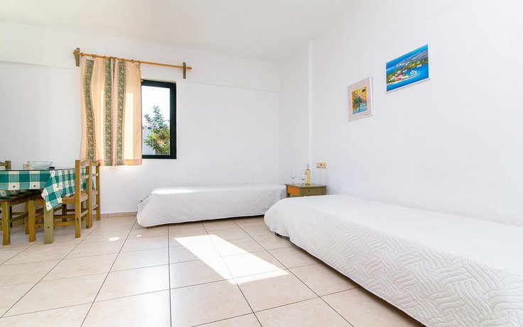 Dionysos Apartments Stalis