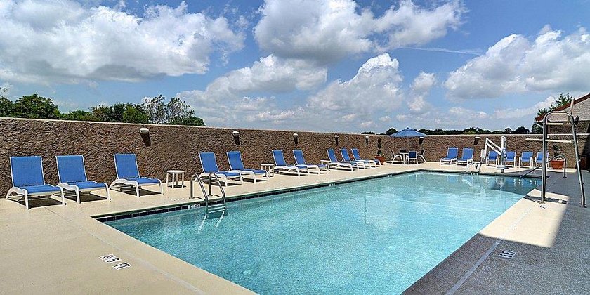 Holiday Inn Express and Suites Germantown