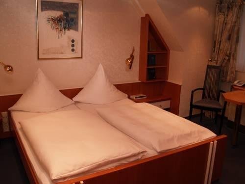 Hotel Haus Wilms Wassenberg Compare Deals