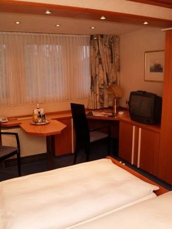 Hotel Haus Wilms Wassenberg Compare Deals