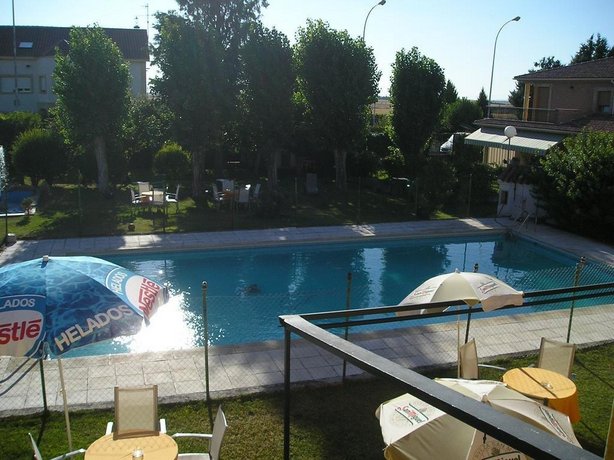 Hostal Restaurante Carolina