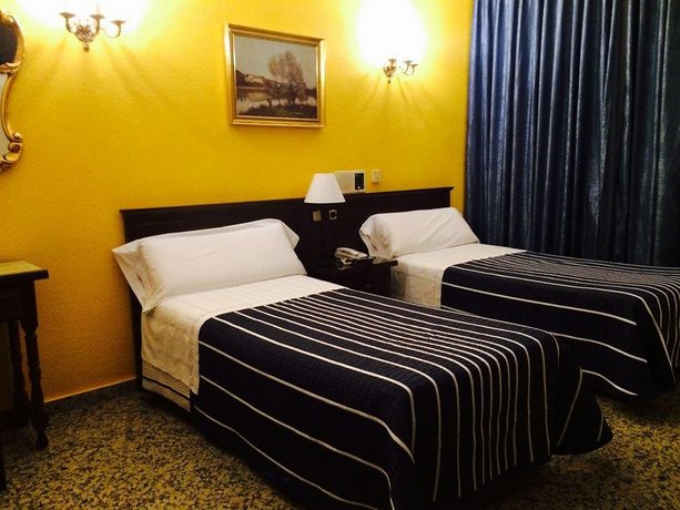 Hostal Sonsoles Madrid Centro Guest house