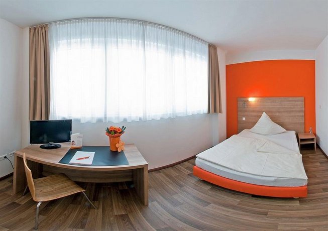 Orange Hotel und Apartments