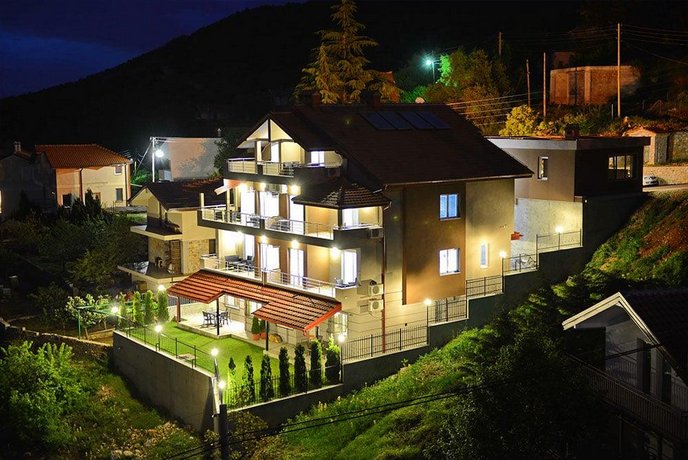 Velestovo House