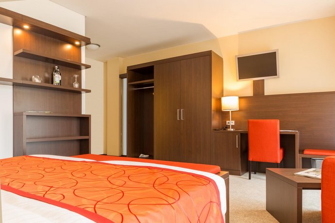 Aribo Hotel