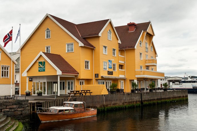 Quality Hotel Floro Sogn og Fjordane Norway thumbnail