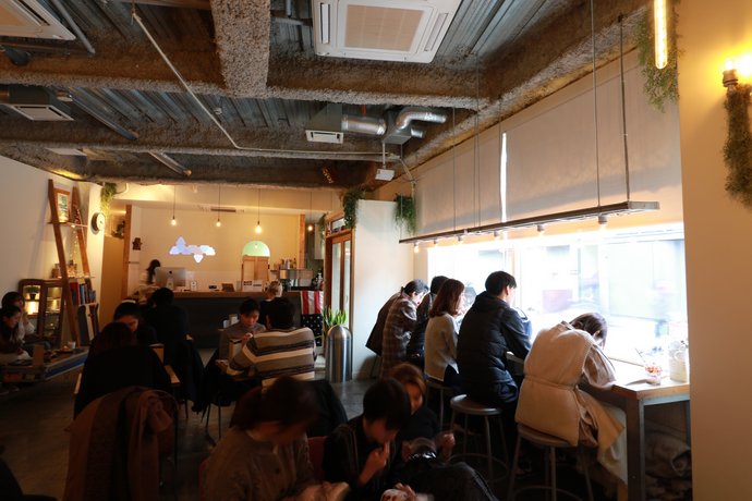 Almond Hostel & Cafe Shibuya