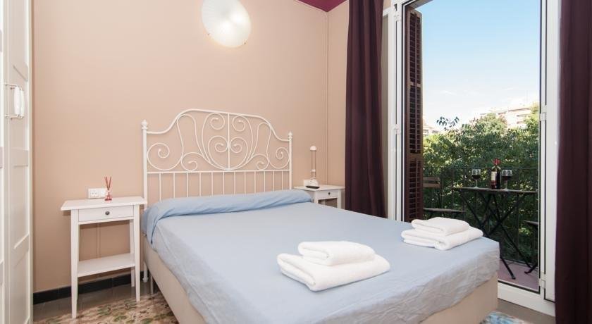 Bbarcelona Sagrada Familia Garden Apartment