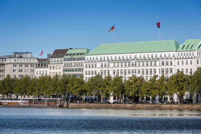 Fairmont Hotel Vier Jahreszeiten