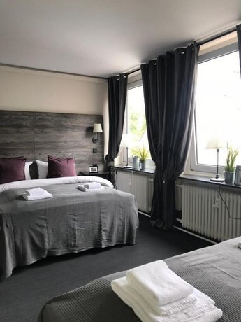 Hamburg Room