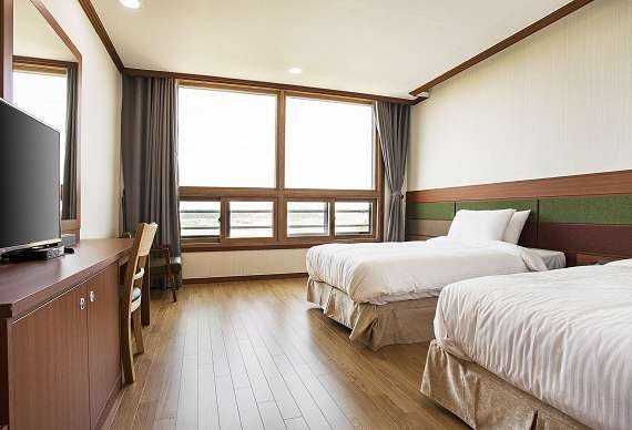 Sacheon Grand Tourist Hotel