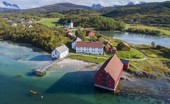 Kjerringoy Bryggehotell