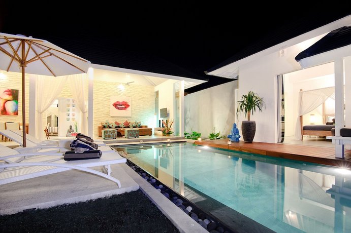 Villa Dheva