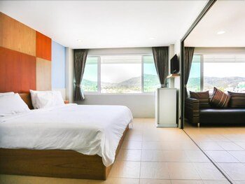 Ilife Residence Phuket