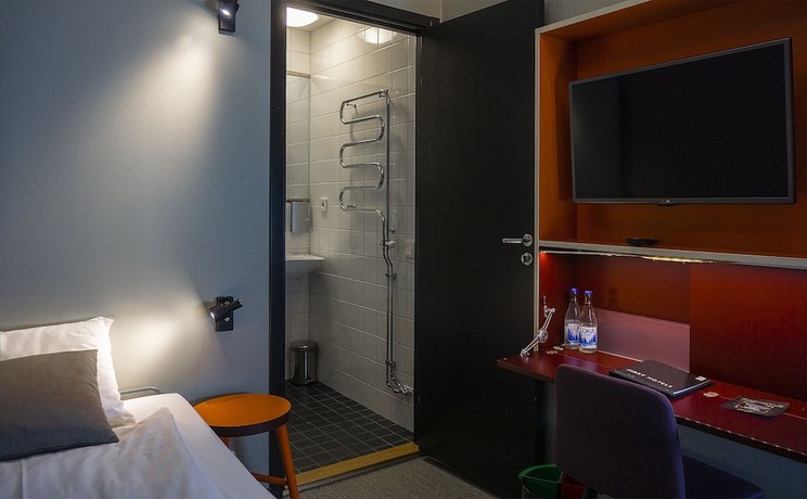 First Hotel Central