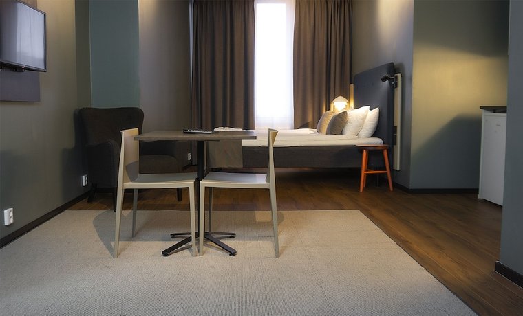 First Hotel Central