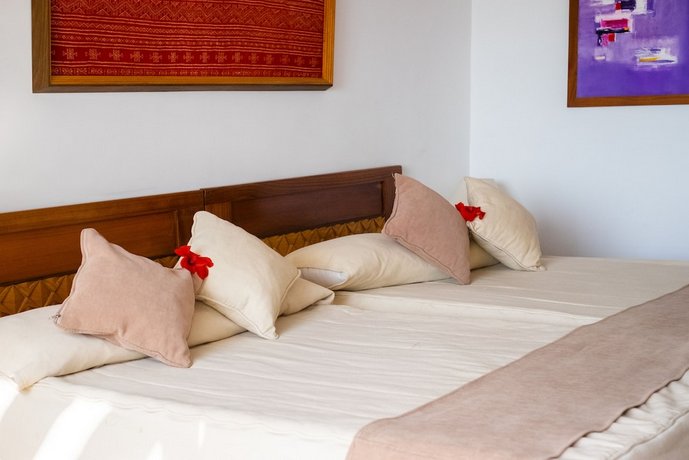 The Orangers Beach Resort and Bungalows
