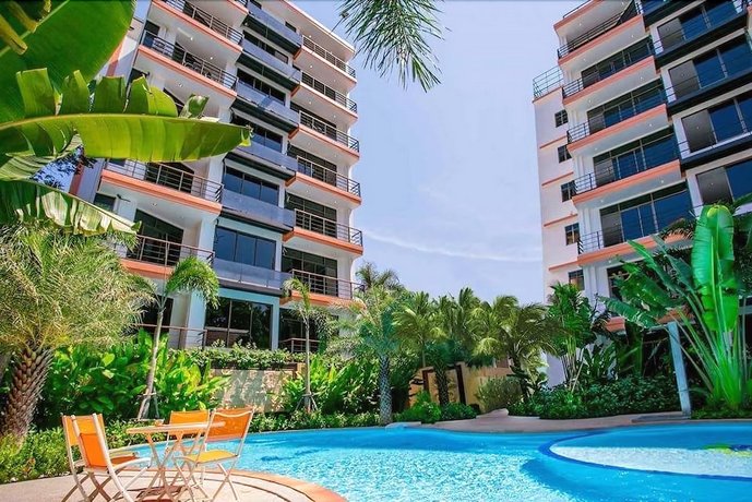 Naiharn Condominimum