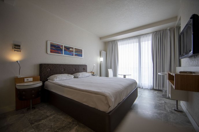 No 19 Boutique Hotel