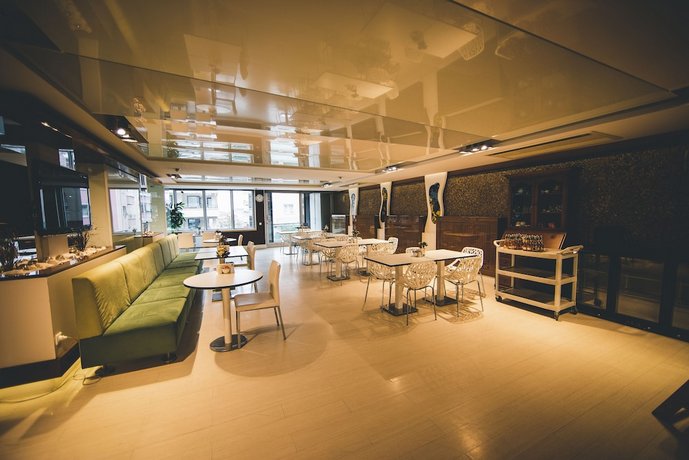 No 19 Boutique Hotel