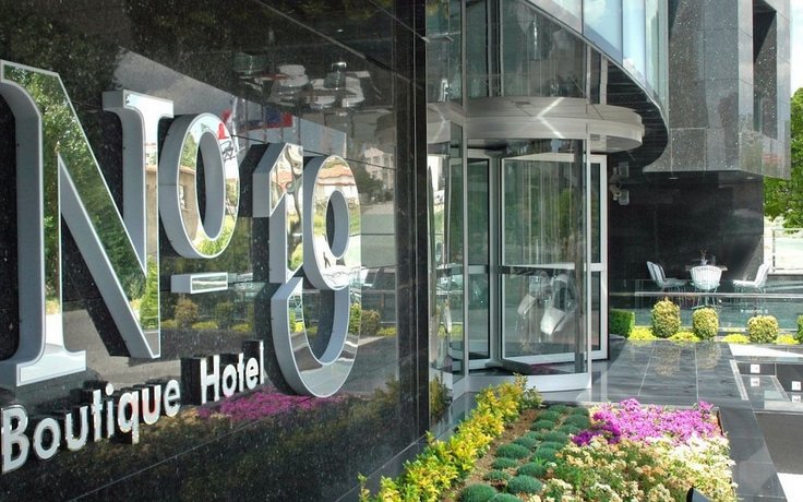 No 19 Boutique Hotel