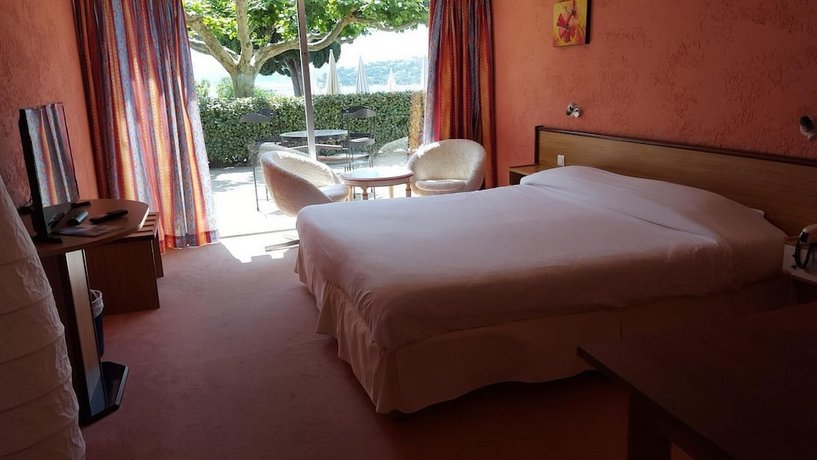 83 Hotel Le Lavandou