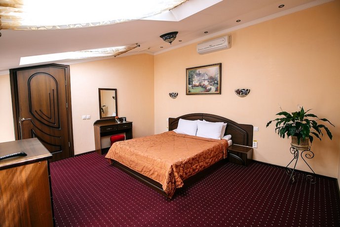 Edem Hotel Lviv
