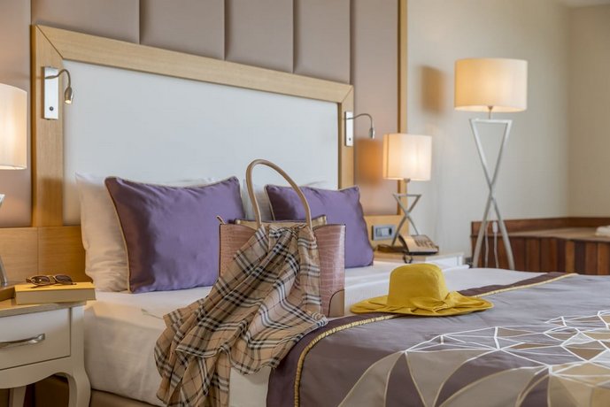 Sirius Deluxe Hotel