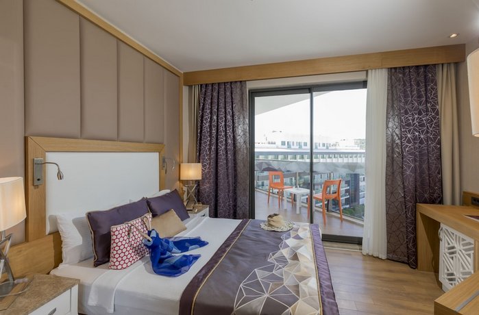 Sirius Deluxe Hotel