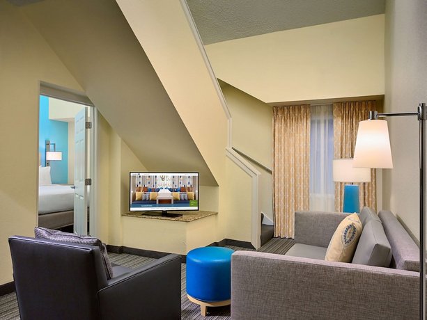 Sonesta ES Suites Memphis