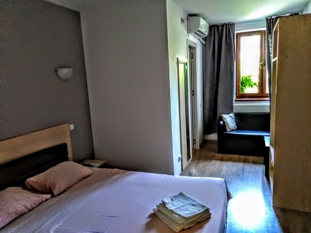 Central Guesthouse Bucharest