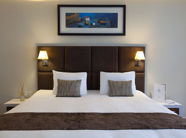 The George Urban Boutique Hotel